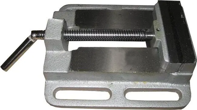 Aktuální Strojní svěrák vrtačkový 60mm GEKO G01040