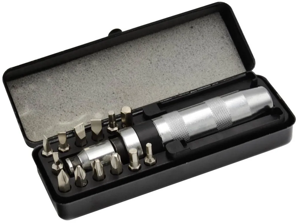 Sezónní Sleva Úderový-rázový šroubovák na povolení šroubů, čtyřhran 1/2", s adaptérem 5/16"a bity, 15 ks GEKO G30252
