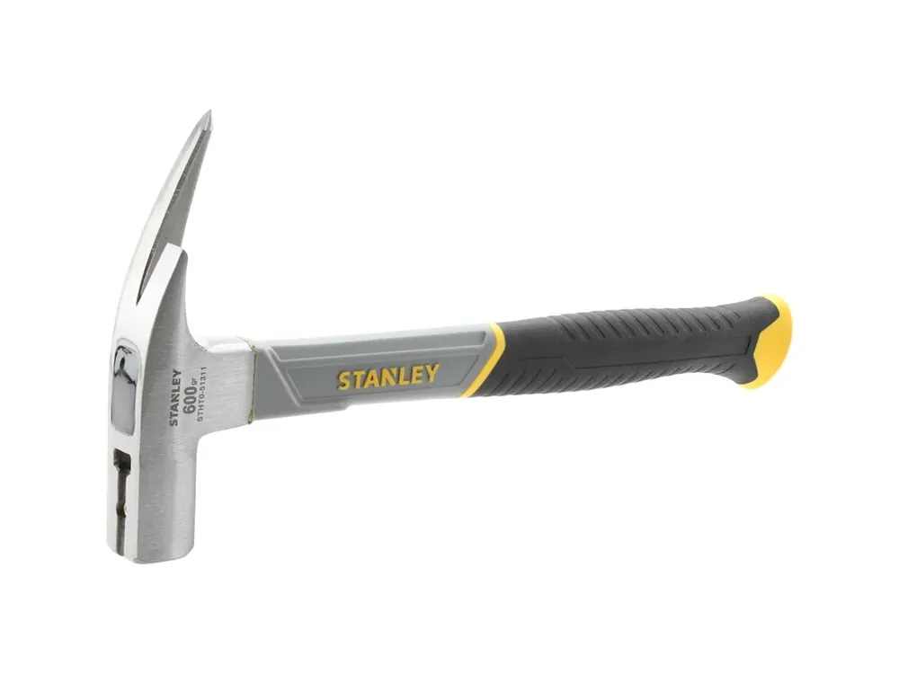 Novinka Kladivo tesařské 600g s magnetem STANLEY STHT0-51311