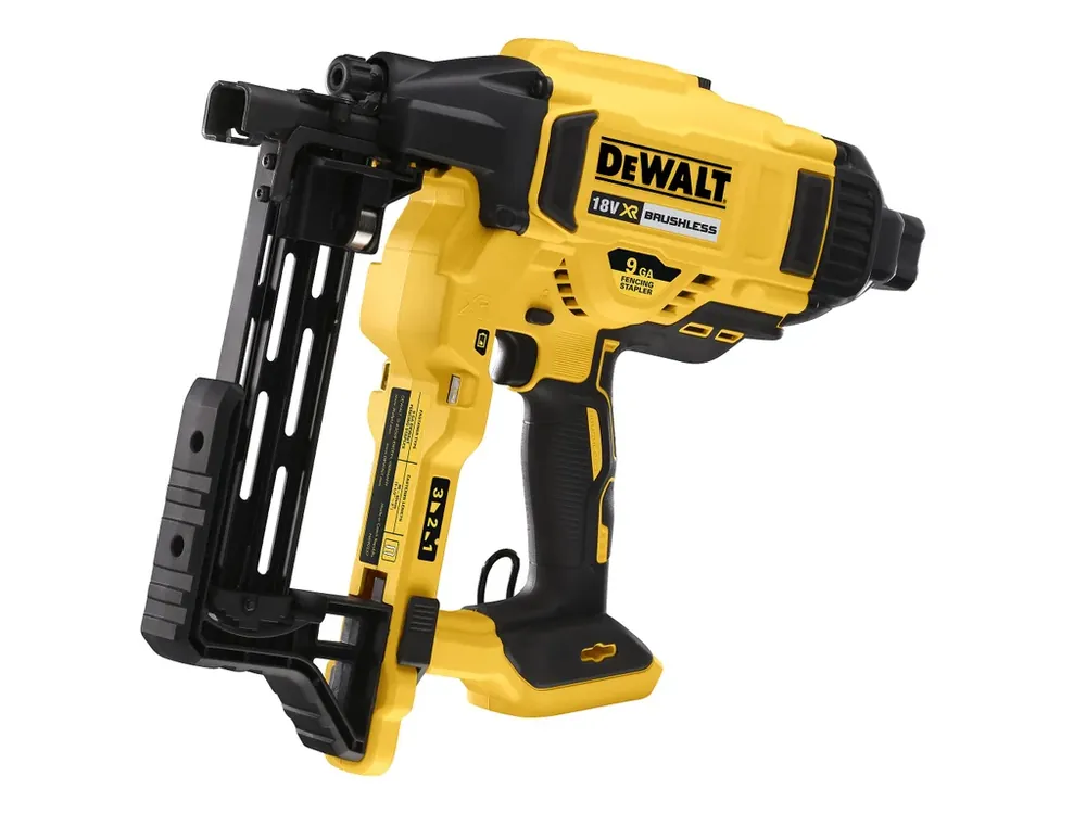 Aku sponkovačka bezuhlíková 18V 5,0 Ah Li-Ion DCFS950P2 DeWALT Cenová Bomba