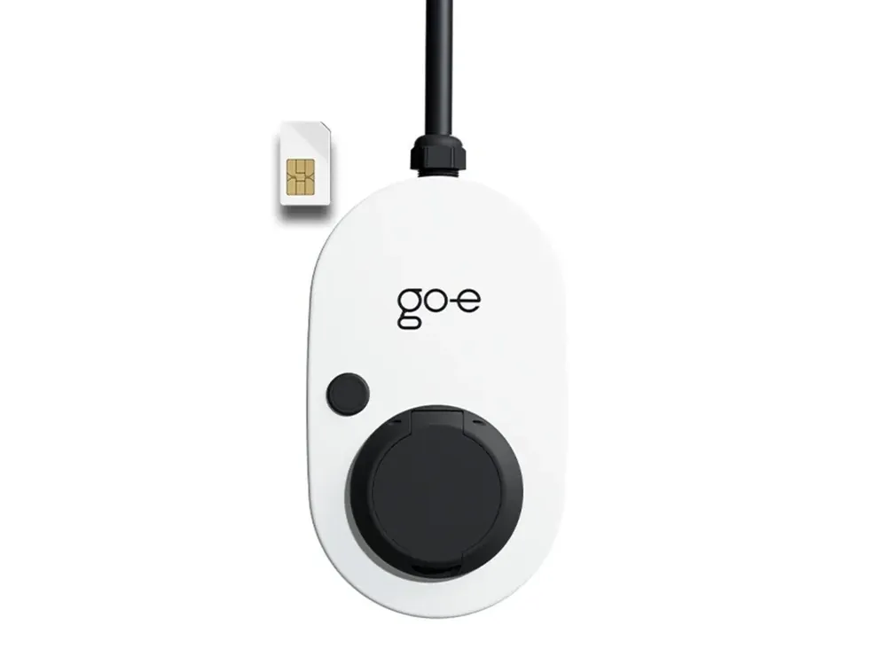 Nabíjecí stanice Gemini flex 22kW SIM go-e Charger Aktuální