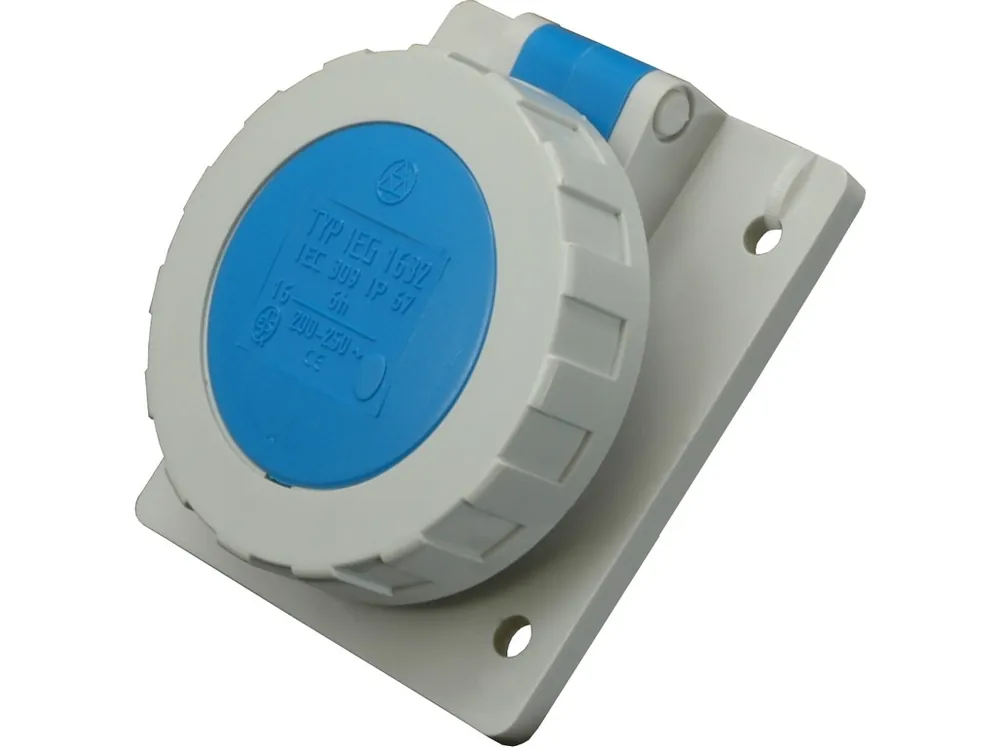 Horká Nabídka Zásuvka IEG 1632 16A/3P 230V vestavná šikmá IP67
