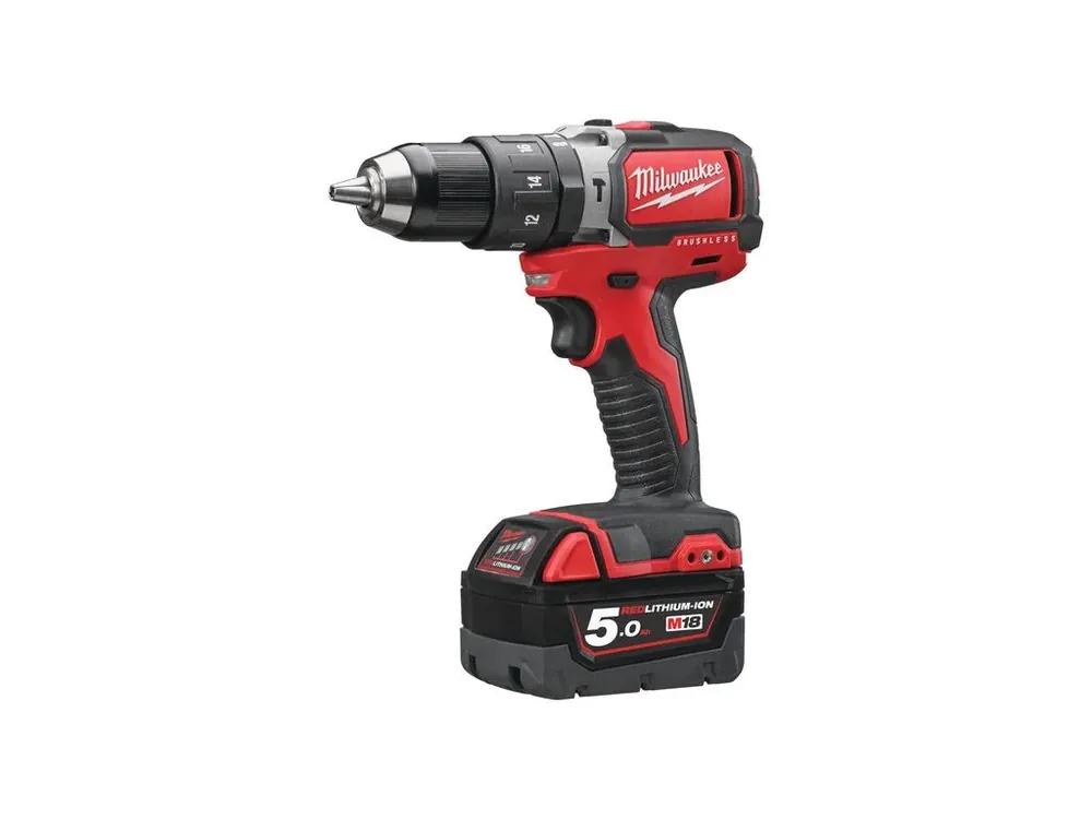 Sezónní Sleva M18™ KOMPAKTNÍ BEZUHLÍKOVÝ VRTACÍ ŠROUBOVÁK Milwaukee M18 CBLDD-502C
