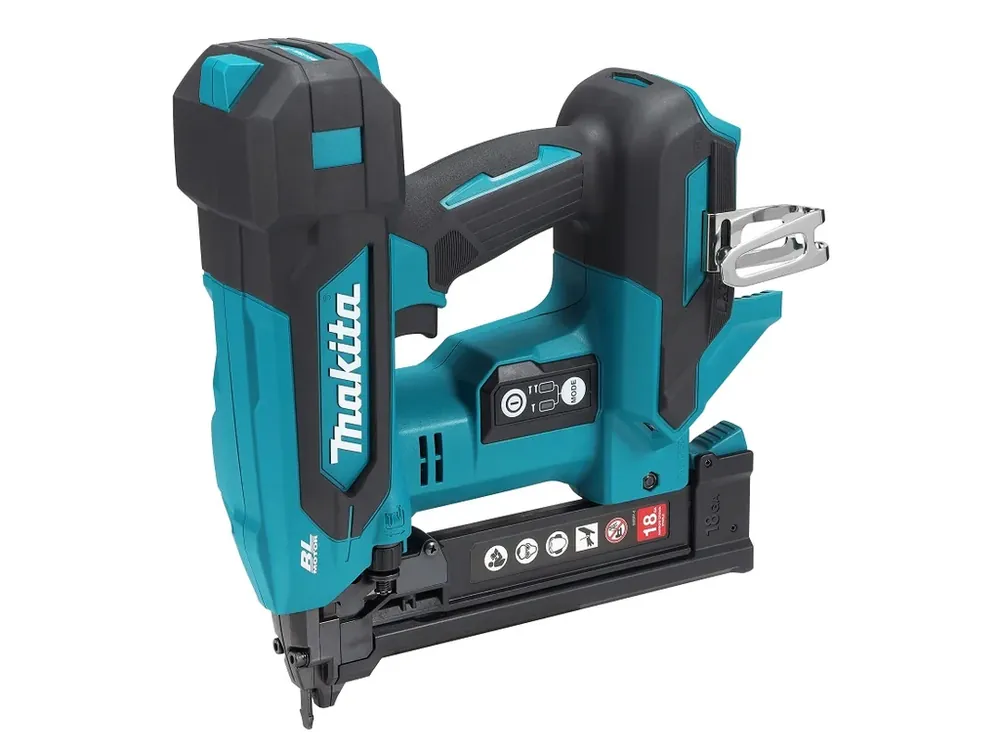 Poslední Šance Makita DST630Z Aku sponkovačka Li-ion LXT 18V,bez aku Z